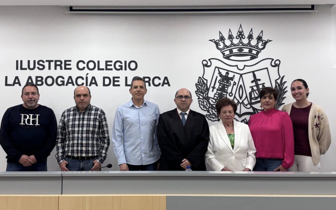 Javier Chuecos Franco, vecino del barrio, toma posesión como diputado tercero del Colegio de Abogados de Lorca